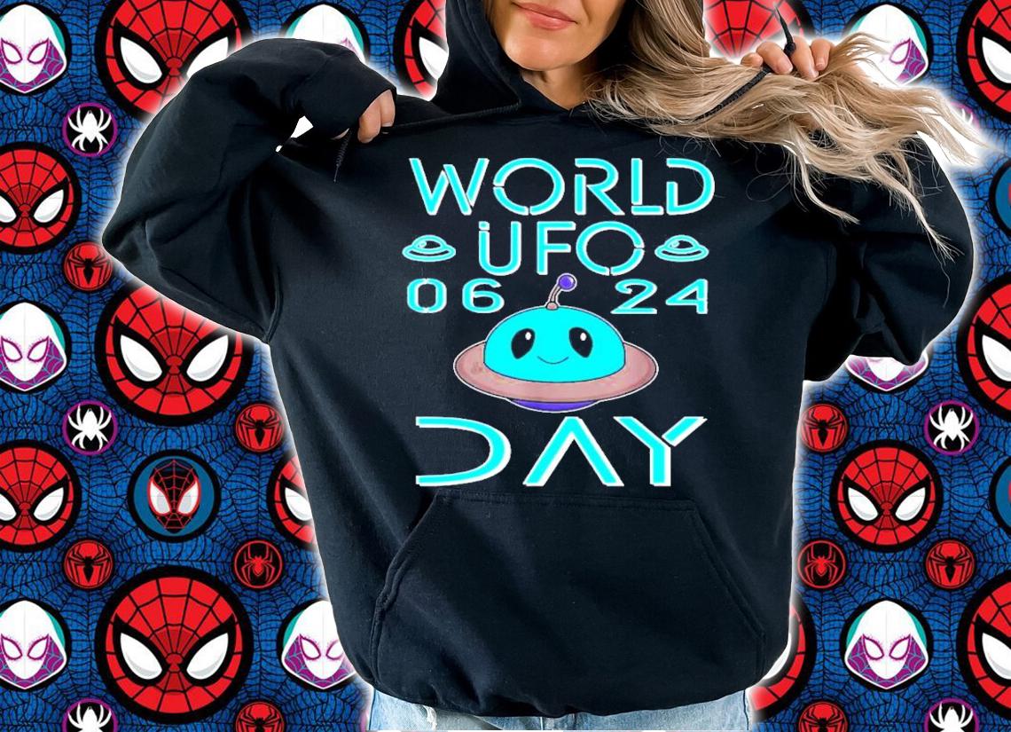 World UFO Day 06-24 T-Shirt t-shirt