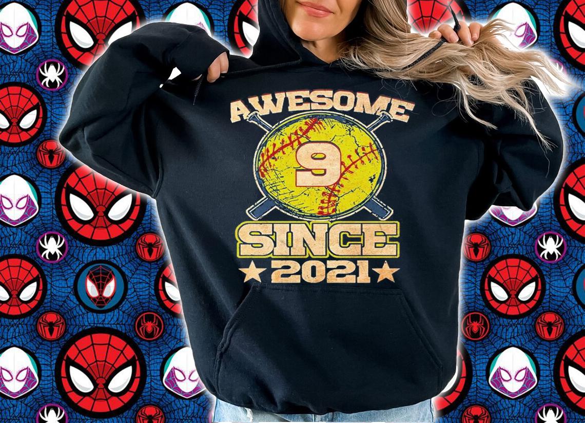 Awesome 9 Since 2021 Vintage T-Shirt t-shirt