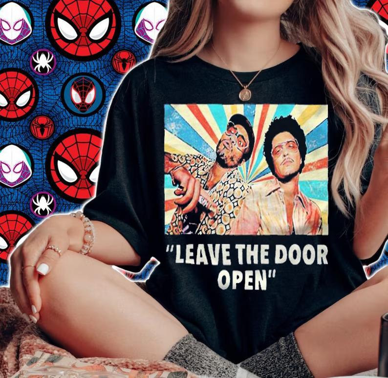 Silk Sonic Leave the Door Open T-shirt t-shirt