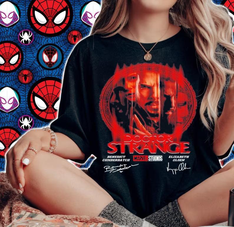 Marvel Doctor Strange Benedict Cumberbatch Elizabeth Olsen Signatures Shirt woman shirt