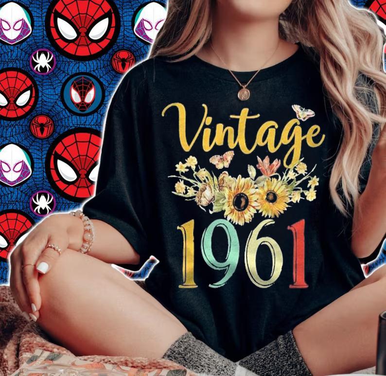 Vintage 1961 Sunflower 60Th Birthday Awesome Since 1961 Ver2 Shirt woman shirt