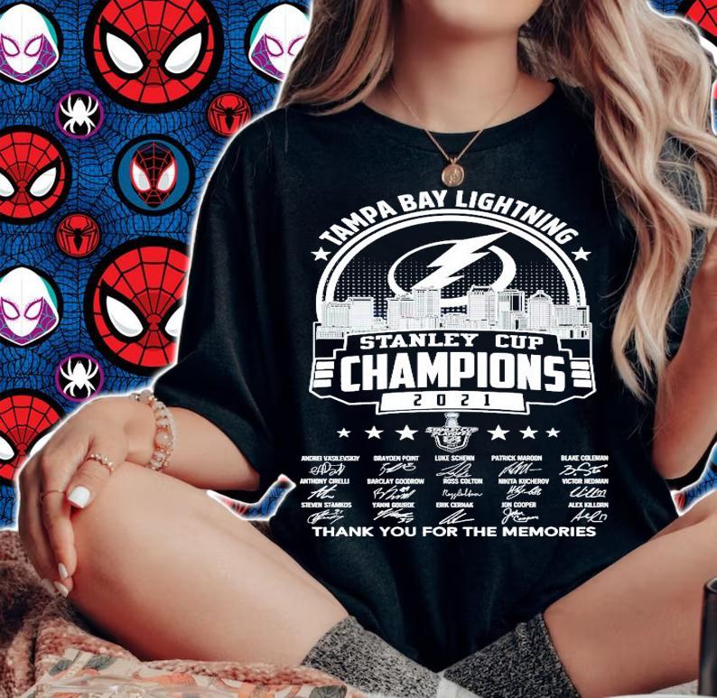 Official Tampa Bay Lightning Stanley Cup Champions 2021 signature shirt woman shirt